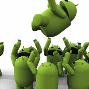 Grupp med glada Android-maskotar