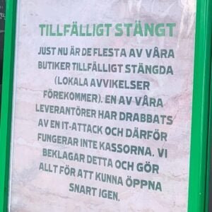 Skylt med rubriken "Tillfälligt stängt" utanför Coop-butik