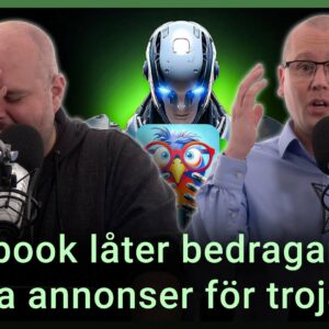 Peter Esse och Karl Emil Nikka står vid sina mikrofoner. Texten ”Facebook låter bedragare sprida annonser för trojaner” är stämplad ovanpå.