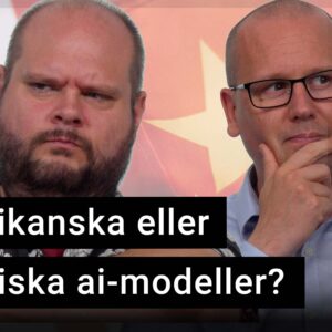 Peter Esse och Karl Emil Nikka tittar åt varsitt håll. I bakgrunden syns USA:s och Kinas flaggor. Texten ”amerikanska eller kinesiska ai-modeller” är stämplad ovanpå.
